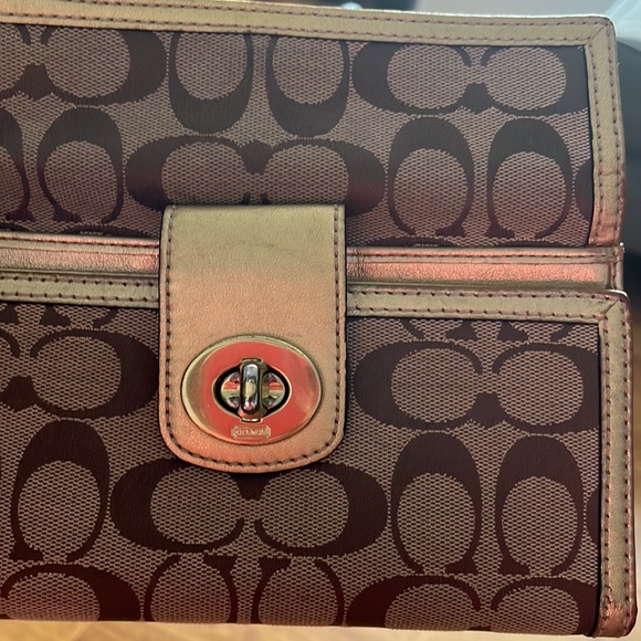 Wallet - Picture 8 of 16